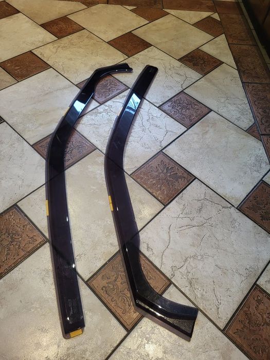 Owiewka szyby bocznej Opel Astra F 3 drzwiowa 92-98r L/P  przód