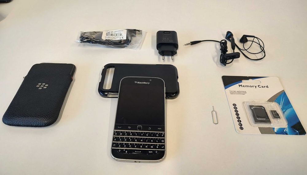 Czarny | BlackBerry Classic Q20 | 4G LTE | Bez BBID Oryginalny Komplet