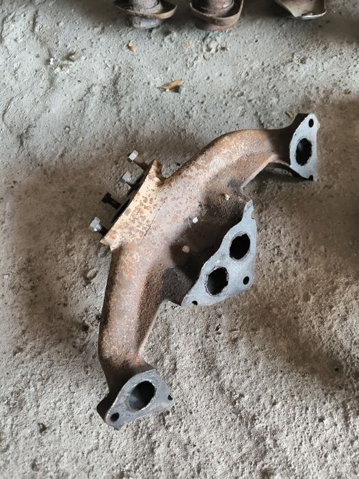 Коллектор резонатор Заз 1102 Таврия Славута