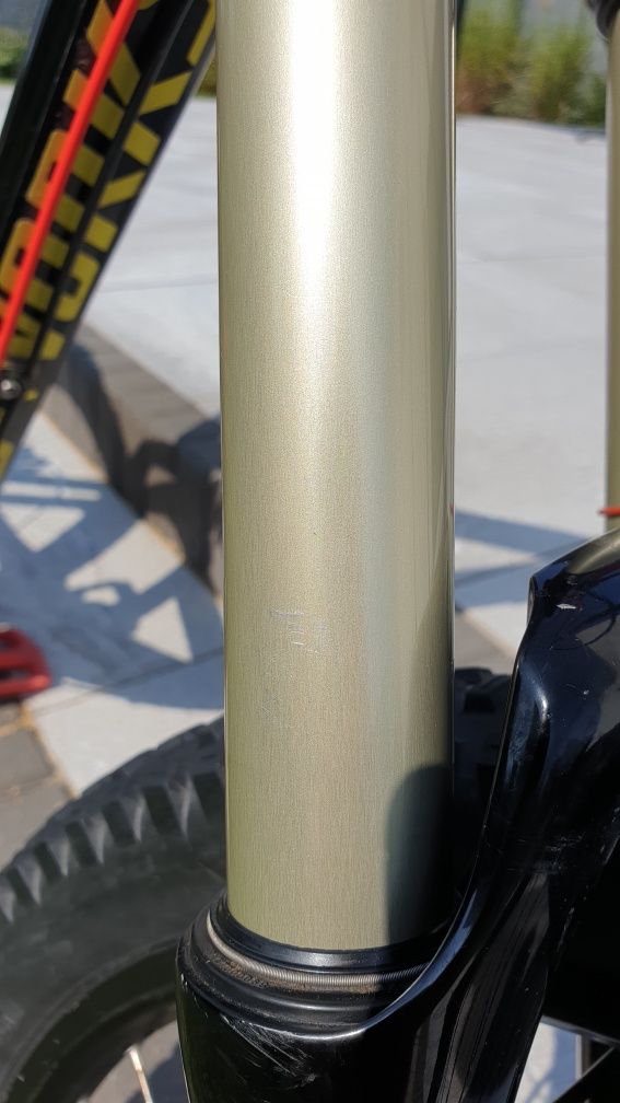 Specialized BigHit 2 rozm. L 180/190mm