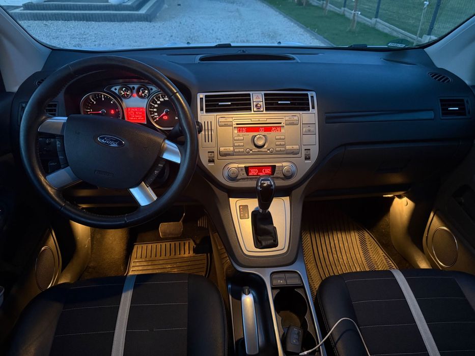 Ford Kuga..2011 rok...100% oryginal