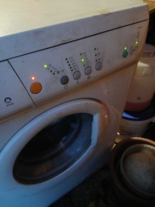 Пральна машина ZANUSSI, повністю робочий стан