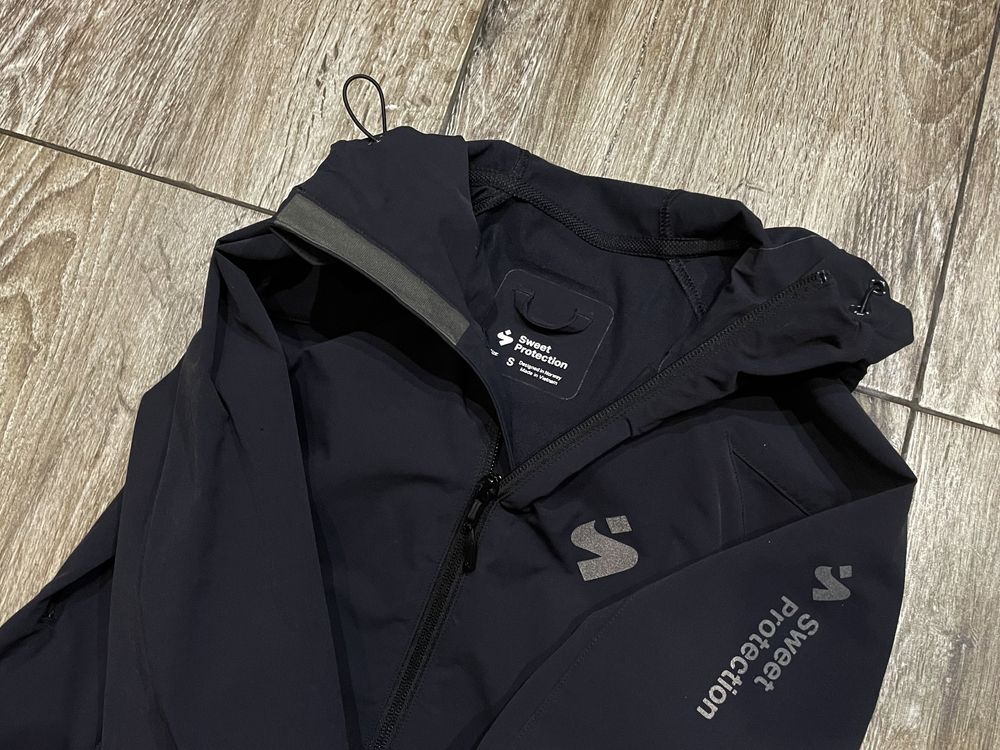 Damska Kurtka trekkingowa Softshell SWEET PROTECTION model SUPERNAUT S