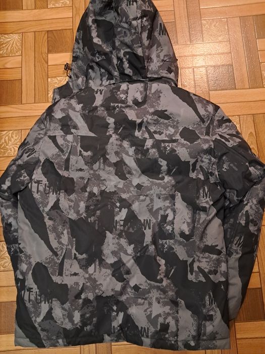 Зимова куртка  на зріст 160