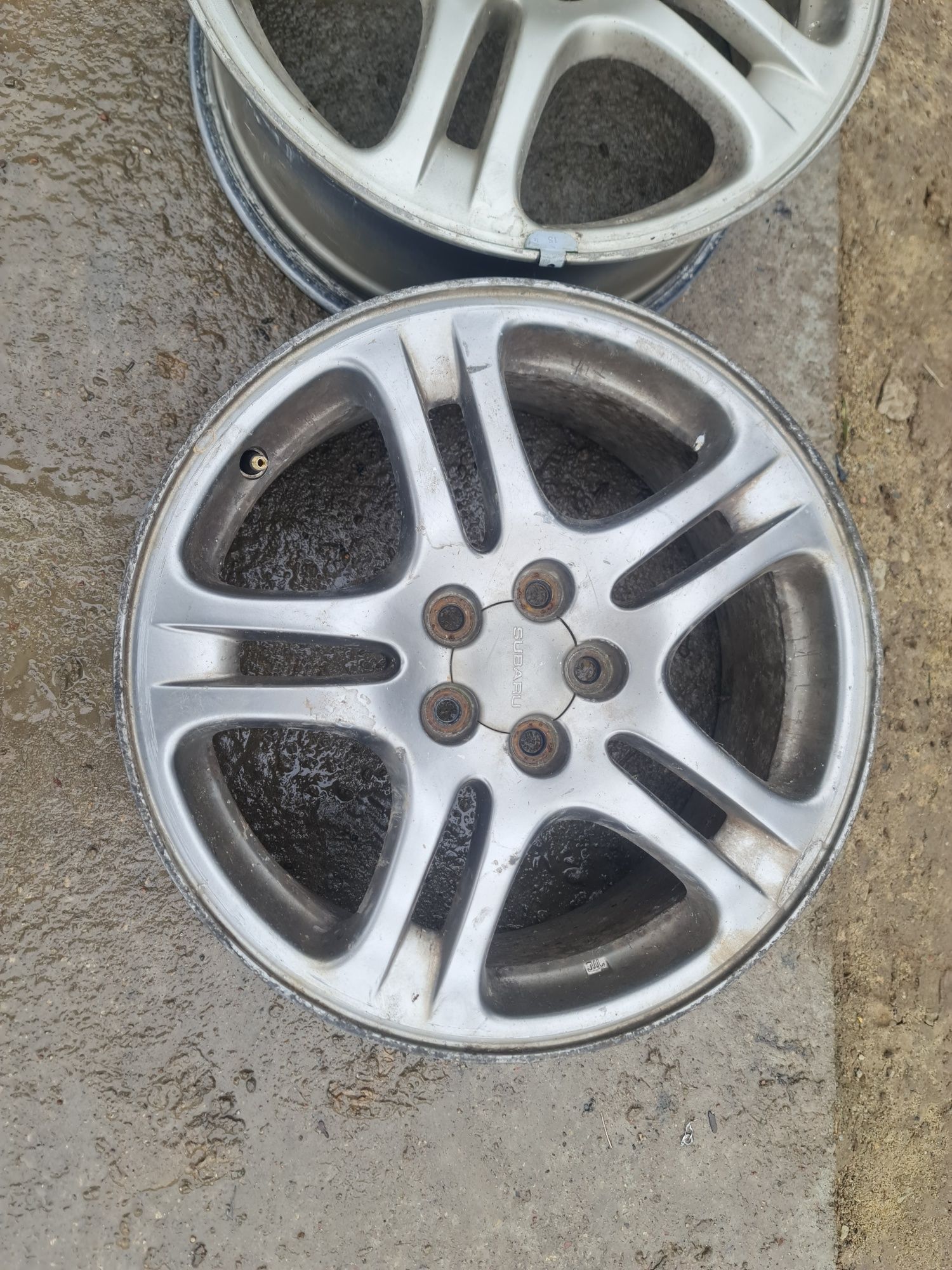 Alufelgi subaru legacy b4 impreza . Orginalne japan lekkie . 17'