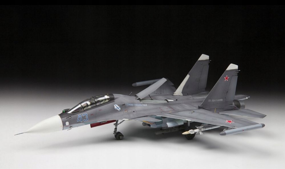 Samolot Su-30SM Flanker-C model do sklejania 1:72 Zvezda 7314