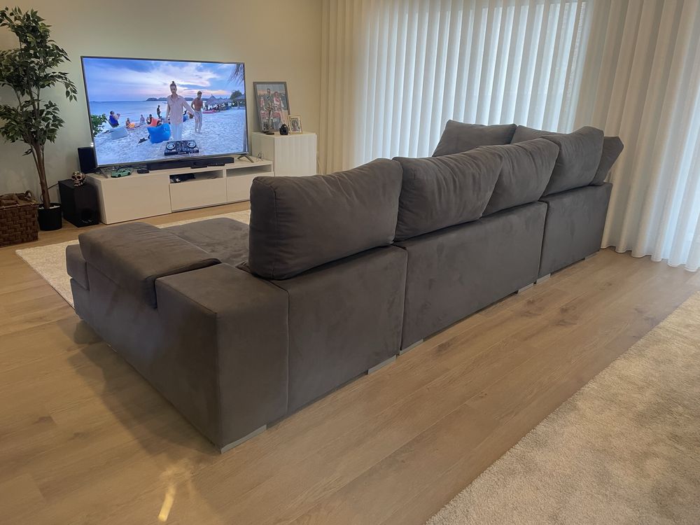 Sofá com curva e chaise long