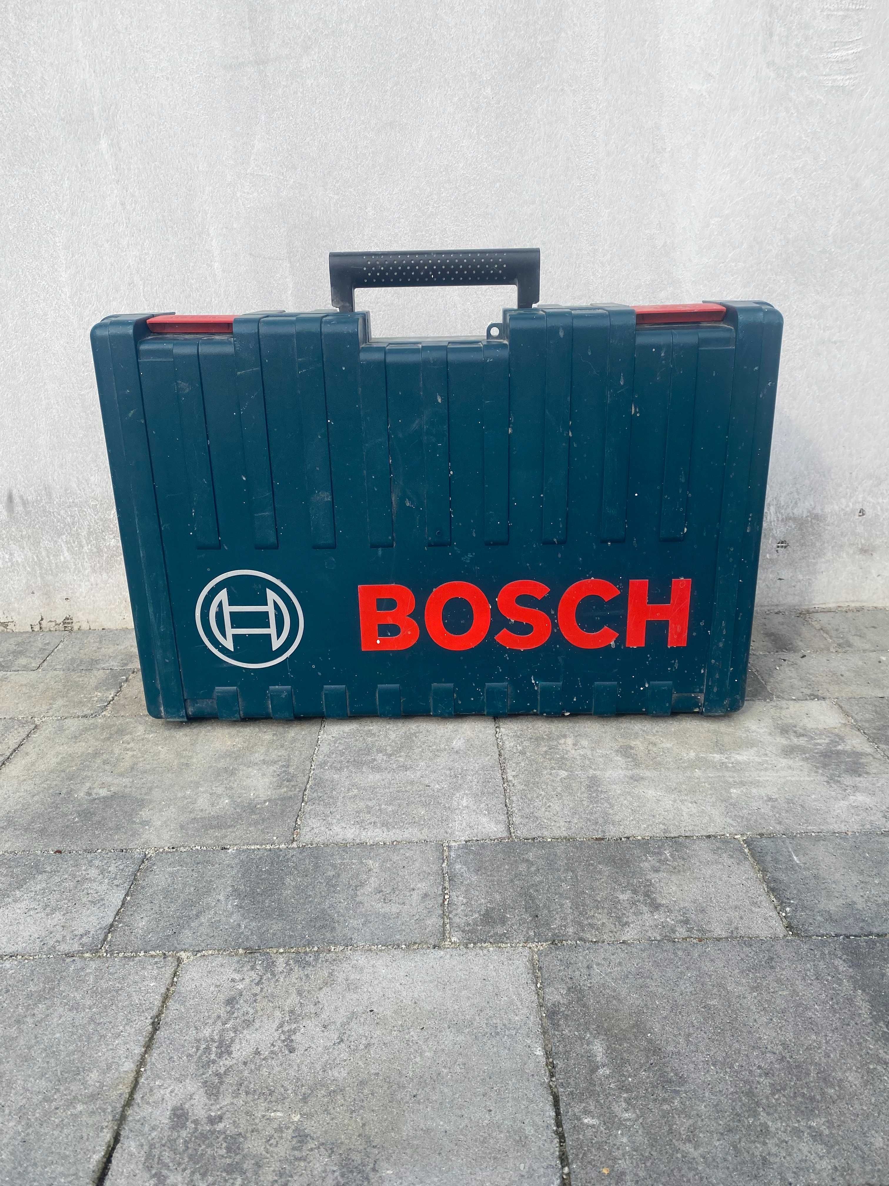 Młot udarowo-obrotowy BOSCH Professional GBH 5-40 DCE