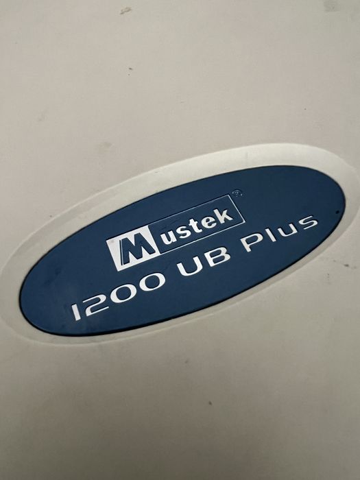 Продам сканер mustek 1200 ub plus