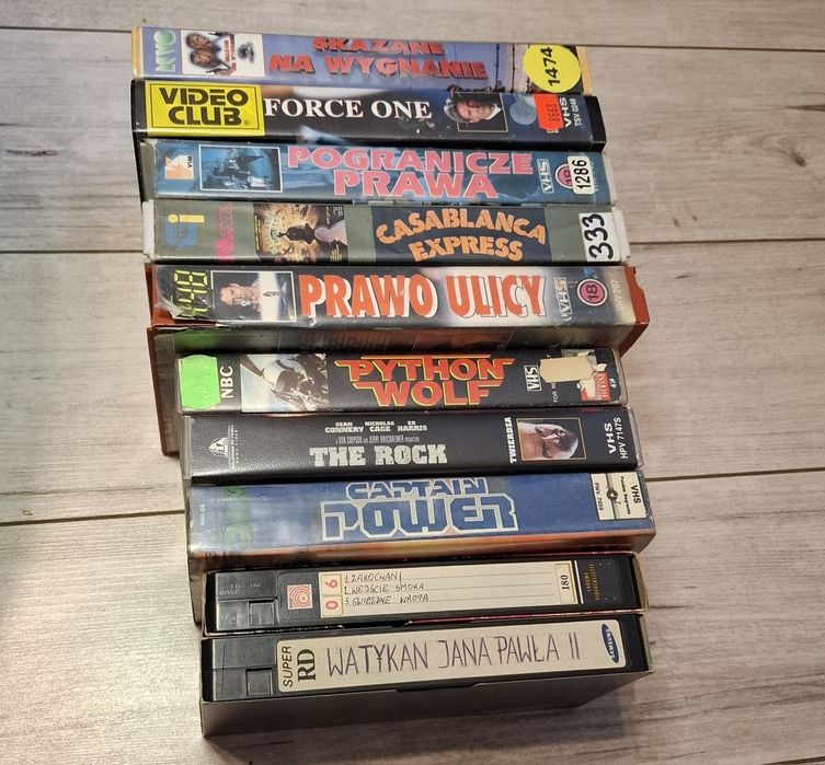 Zestaw 10 kaset VHS Video Kapitan Power Wejście smoka i inne