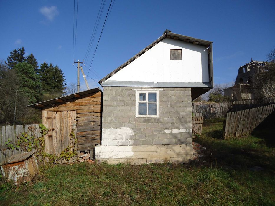 Продаж будинку Левків