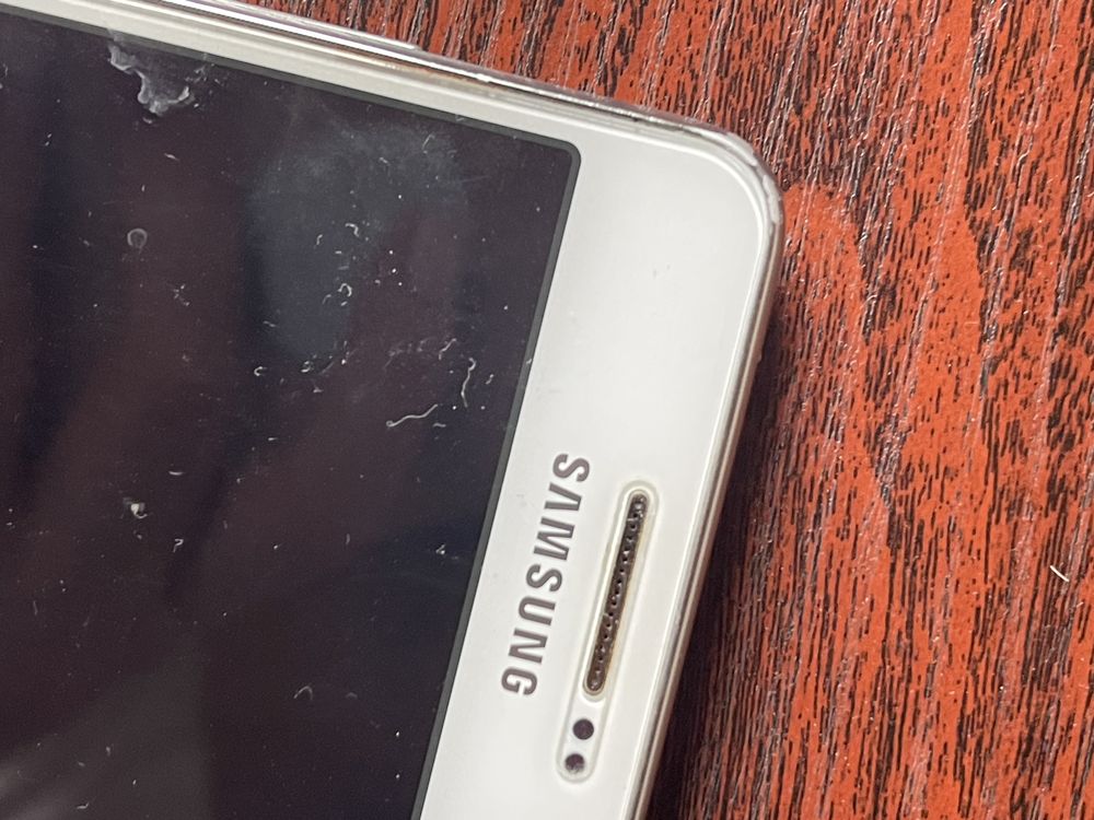 Telefon Android Samsung Galaxy Grand Prime G530f  8GB biały