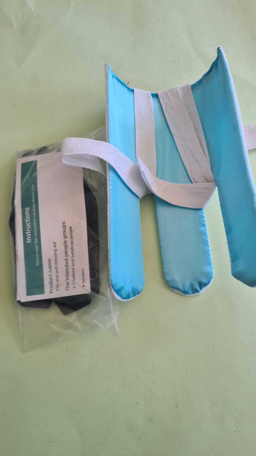 Przyrząd, pomoc do zakładania skarpet Mobiclinic dla osób starszych