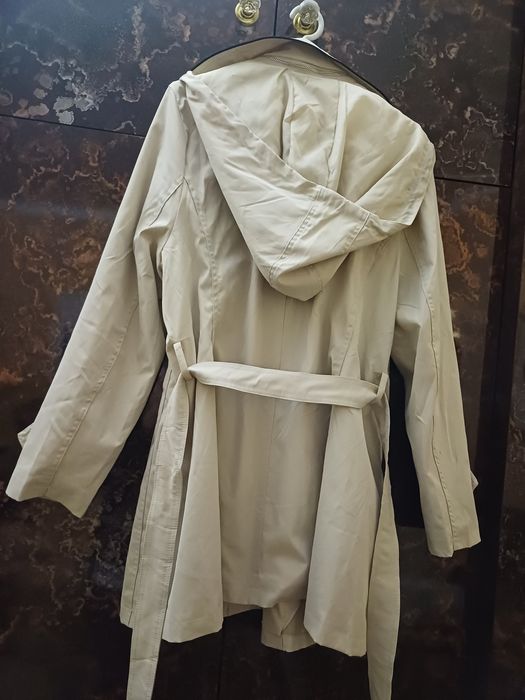 Gabardina beje tamanho 46