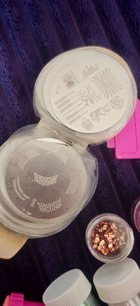 Zestaw do manicure stemple folie konad