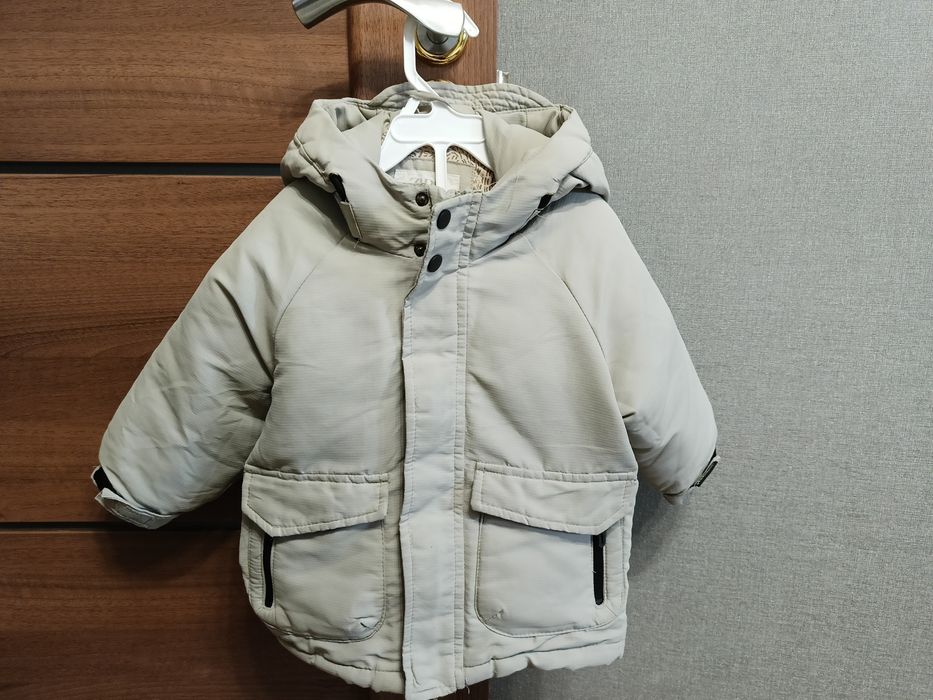 Тепла куртка Zara 92 розмір