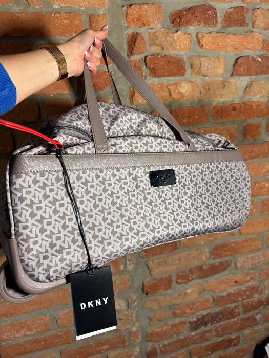 DKNY torba podróżna weekendowa na kółkach podręczna