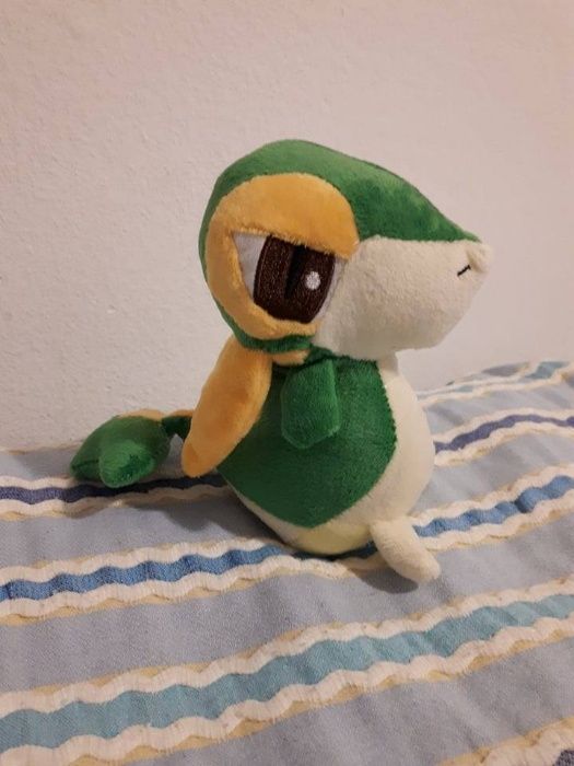 Pokémon peluche Snivy