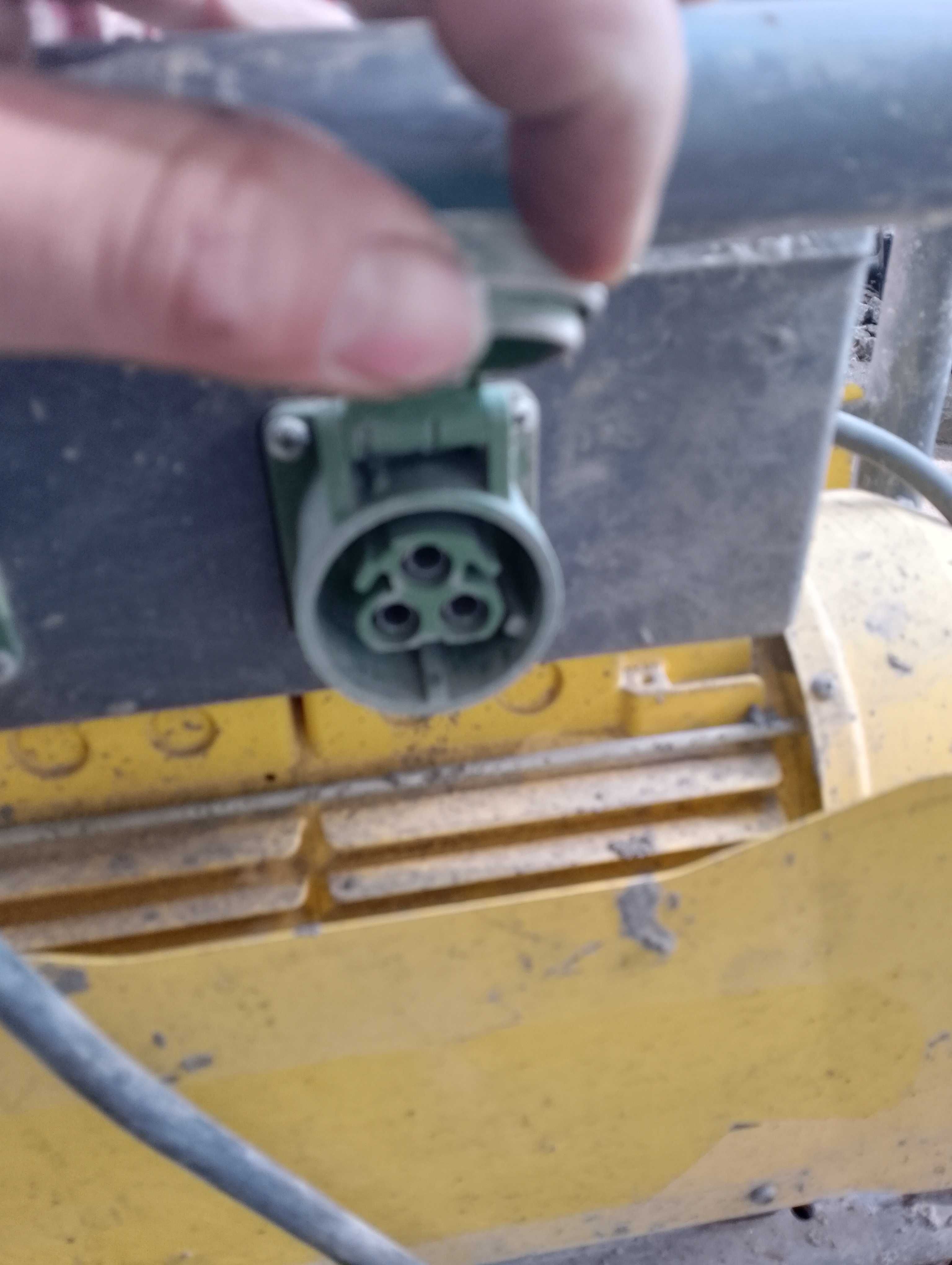 Przetwornica Atlas Copco CF 25 T do betonu buławy itp