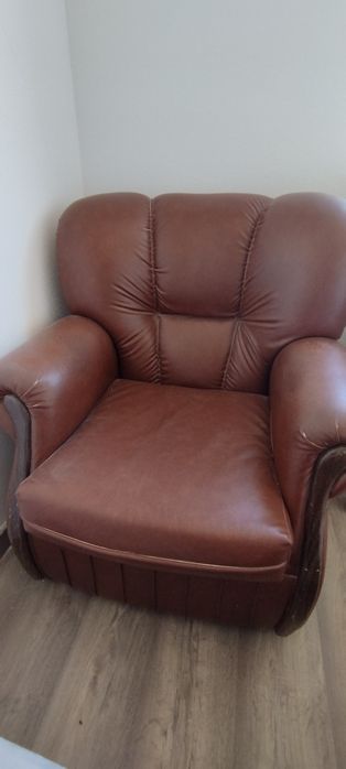 Sofá cama 3 Lugares e 2 Poltronas individuais