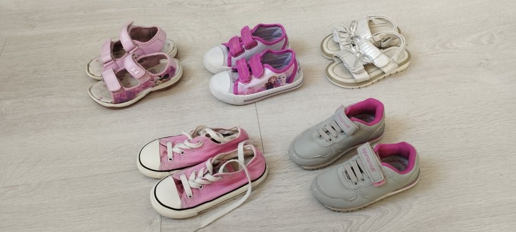 Buty dla dziewczynki rozm. 25 Converse Sprandi