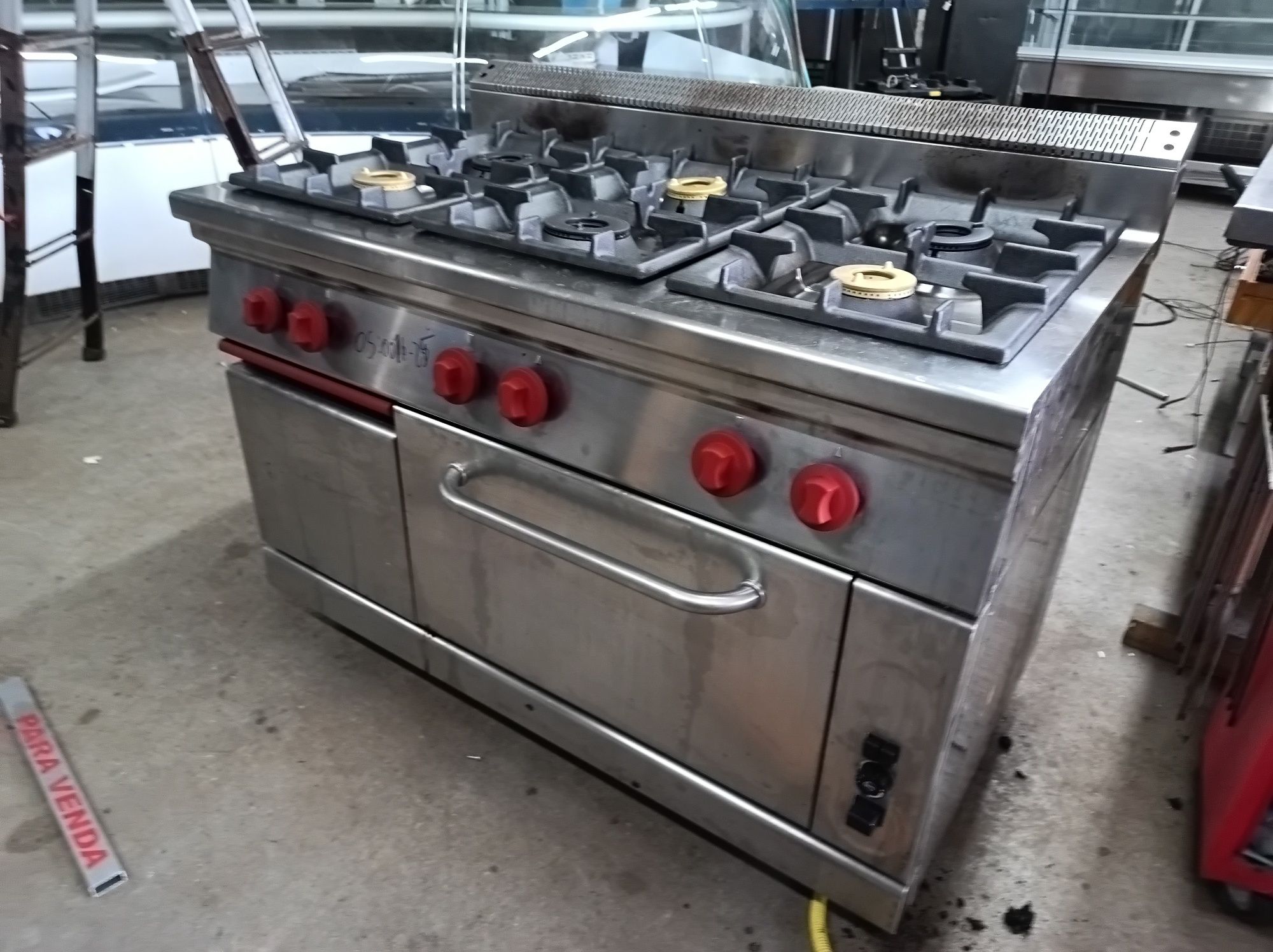 Fogão industrial a gás 6 queimadores com forno