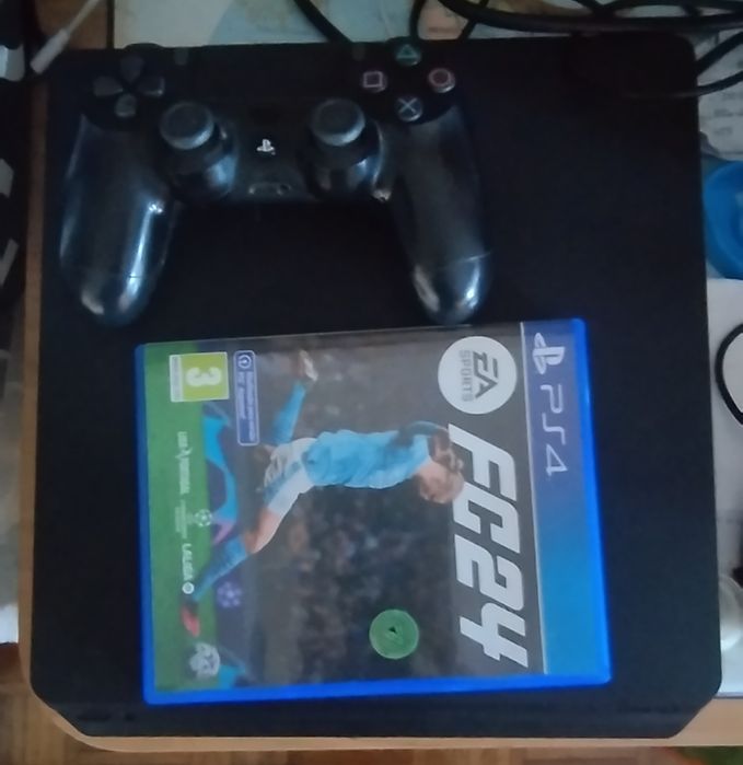 Ps4 Slim 500gb com 1 comando e 1 jogo FC24