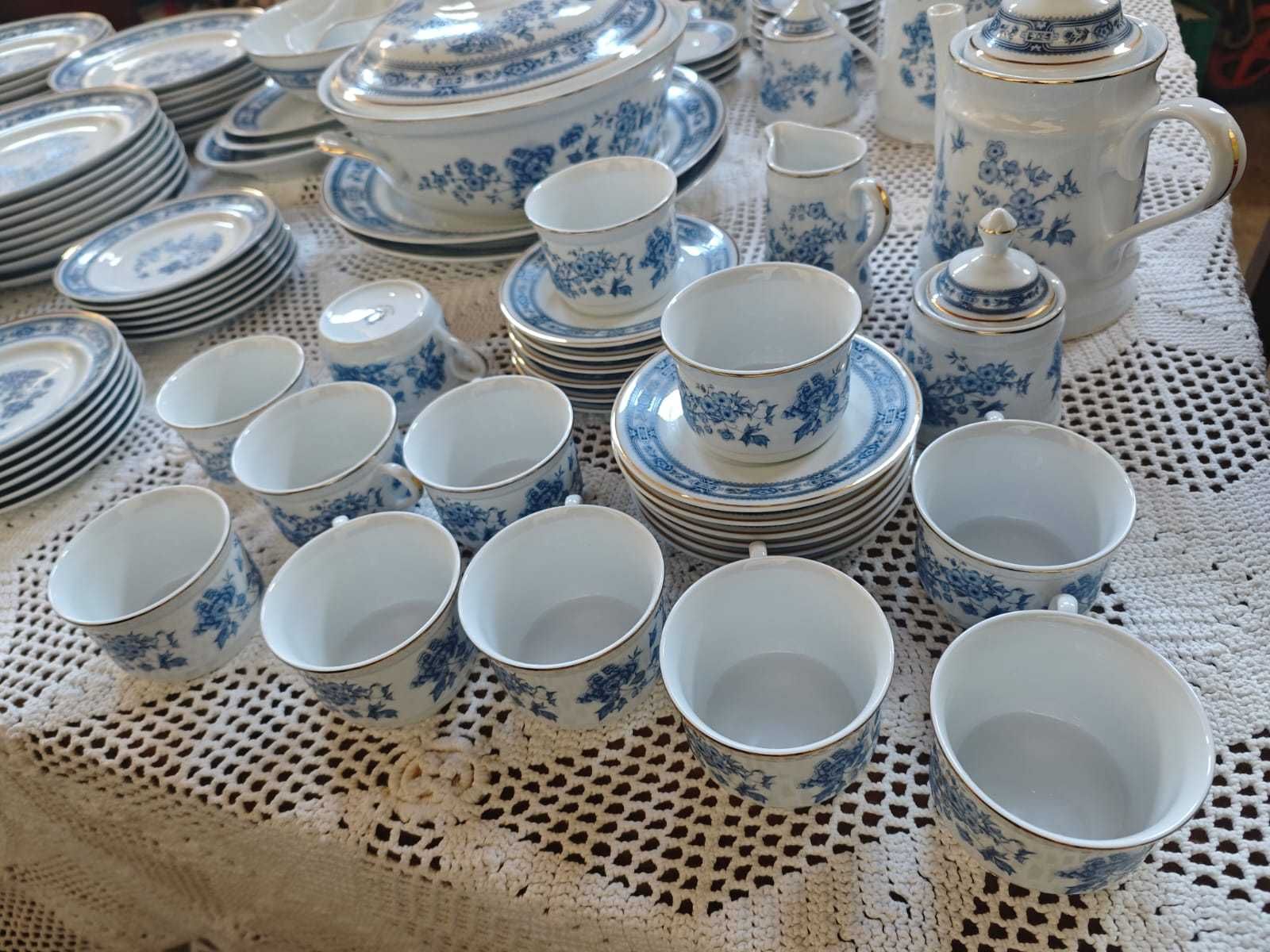 Conjunto de louça Porcelana Quinta Nova - Vista Alegre - NOVO