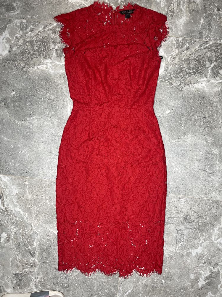 Красное кружевное платье футляр коктейльное rachel zoe оригинал