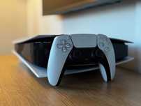 Sony PlayStation 5 Blu-Ray w idealnym stanie + 4 Gry