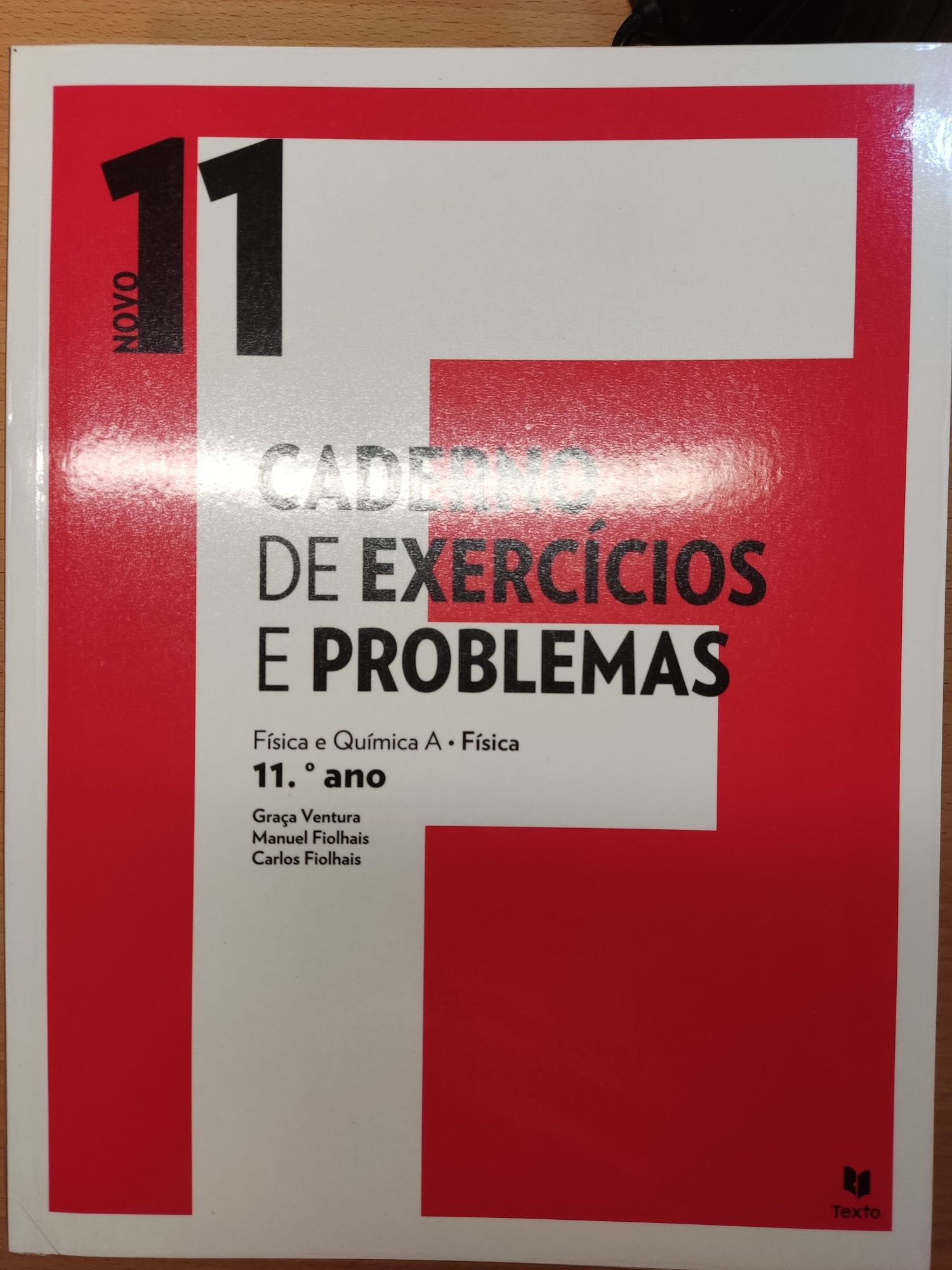 Manual e Caderno de Exercícios e Problemas Novo 11 F