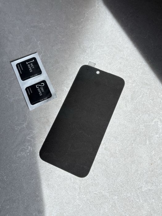 Szklo hartowane ochronne prywatyzujące Iphone 16