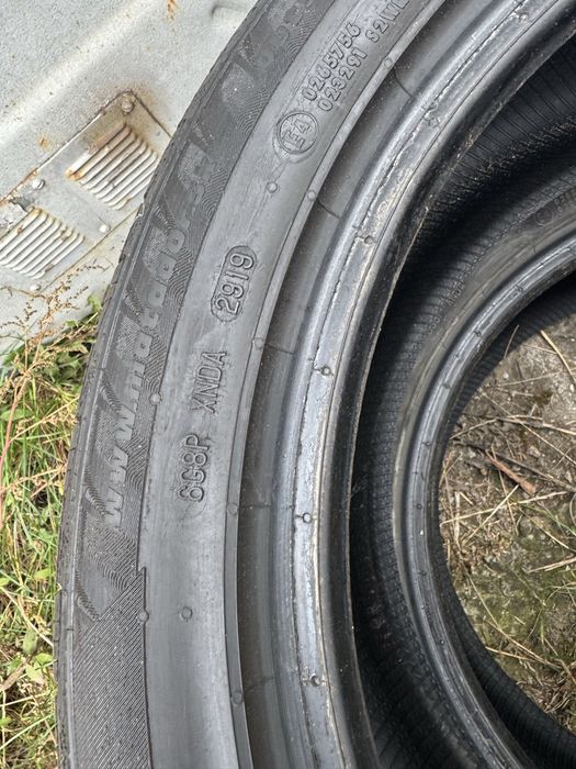 Зимові шини Matador MP 92 Sibir Snow  235/45/17