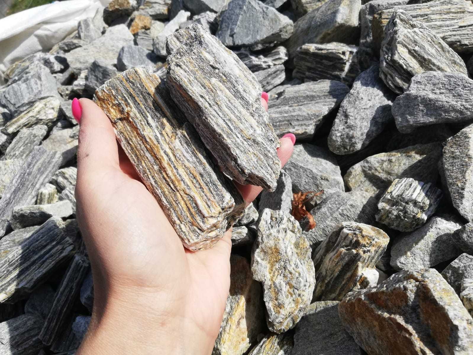 Kora kamienna gnejsowa szary pasiasty kamień naturalny grys z dostawą