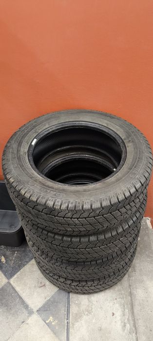 4 opony zimowe Barum 215/65R16C (cena za komplet)