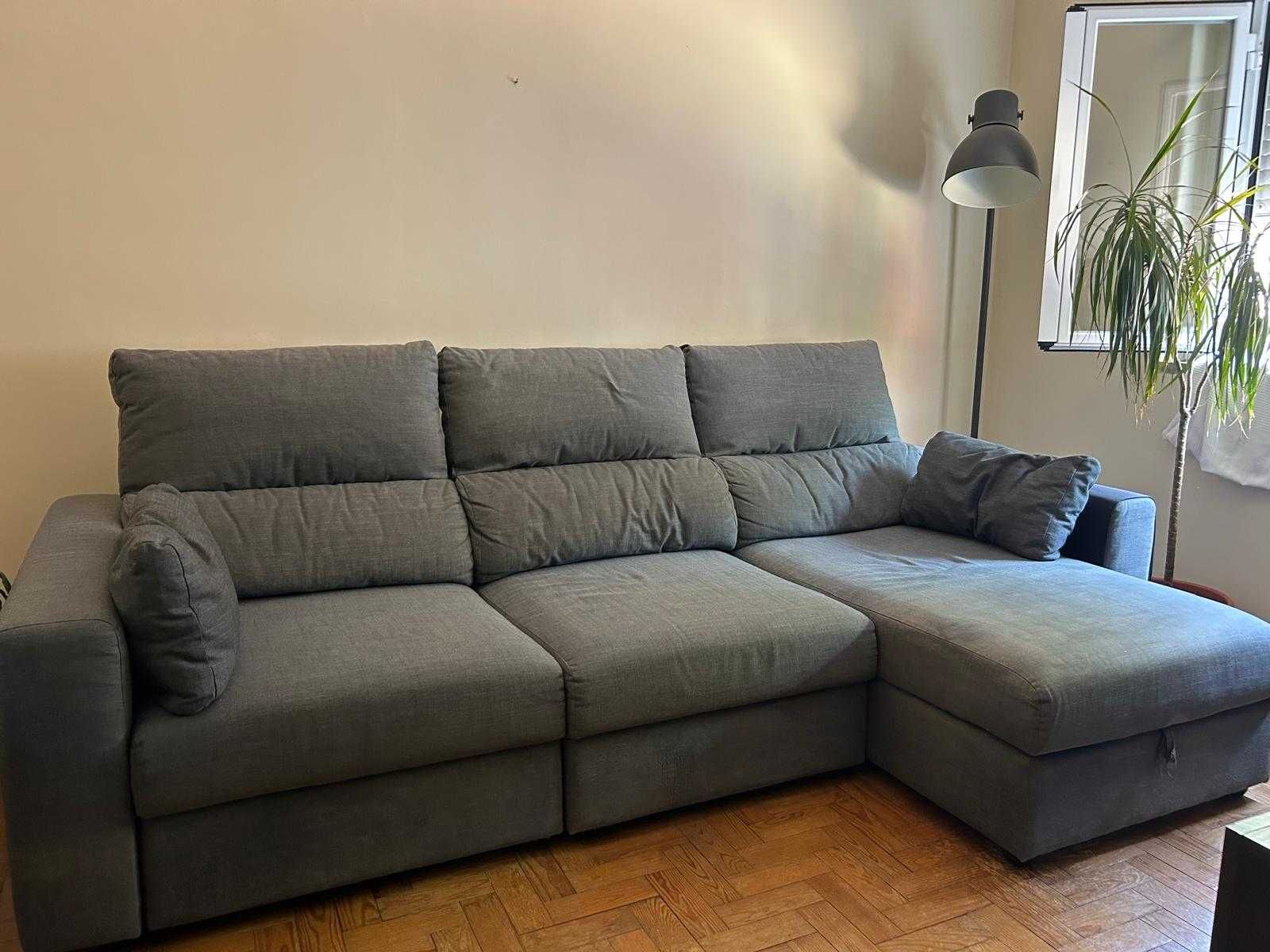Chaise longue 3 lugares com cama e arrumação cinzento