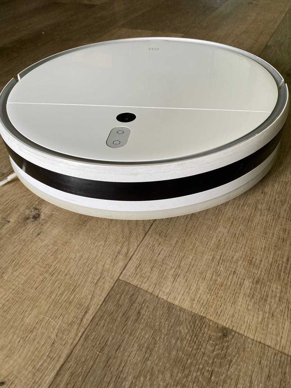 Робот-пилосос Xiaomi Mi Robot Vacuum-Mop 2 + нові комплектуючі