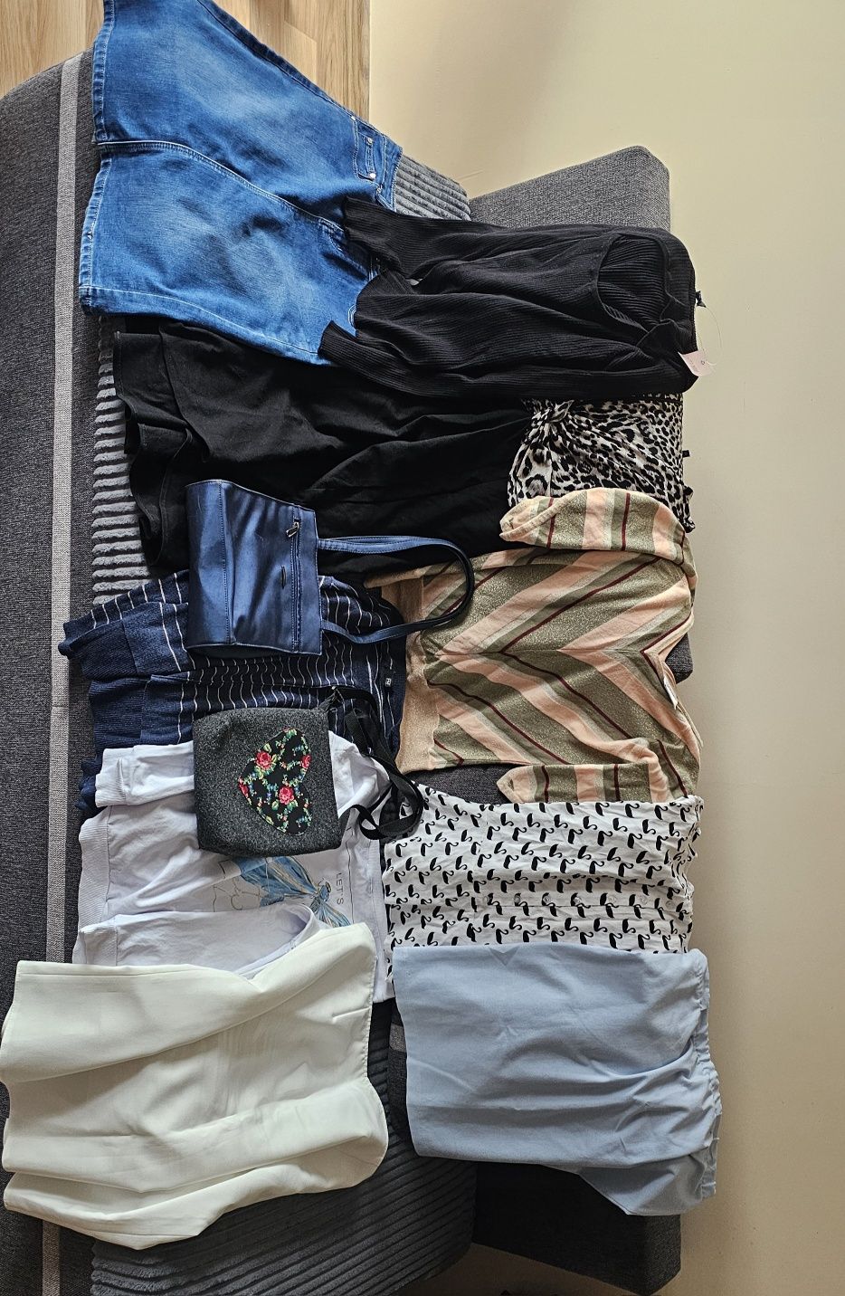 Zestaw ubrań damskich paczka 11 sztuk mix różne M L i XL