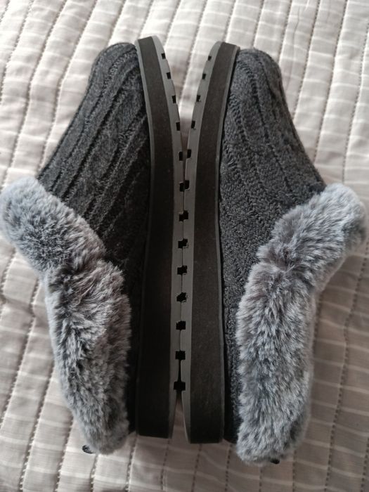 Pantofle Sketchers Ice Angel 37½