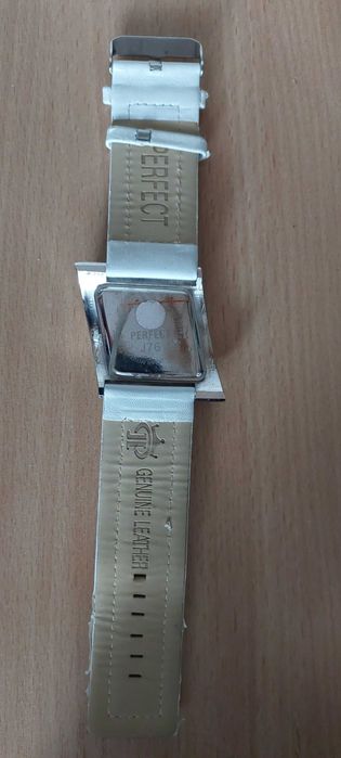 Zegarek damski Perfect cyrkonie
