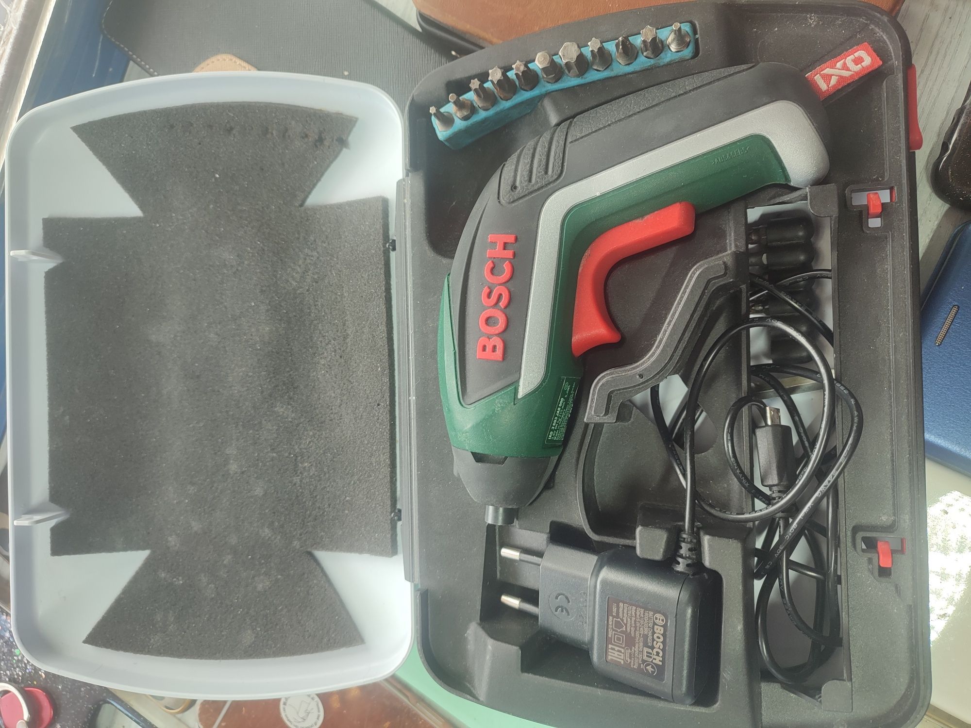 Bosch wkrętak ixo 3603 ja8 000 w skrzynce