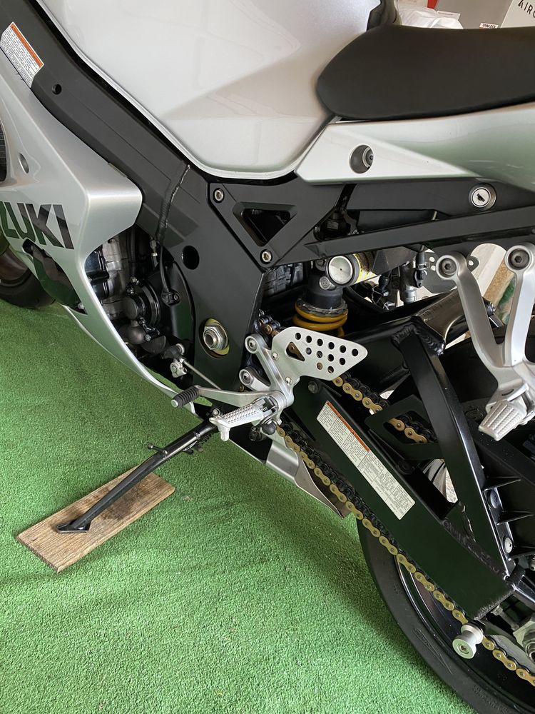GSXR1000 k4 ( poucos km )