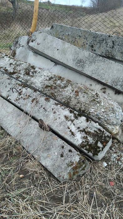 Бетонні армовані блоки сваї