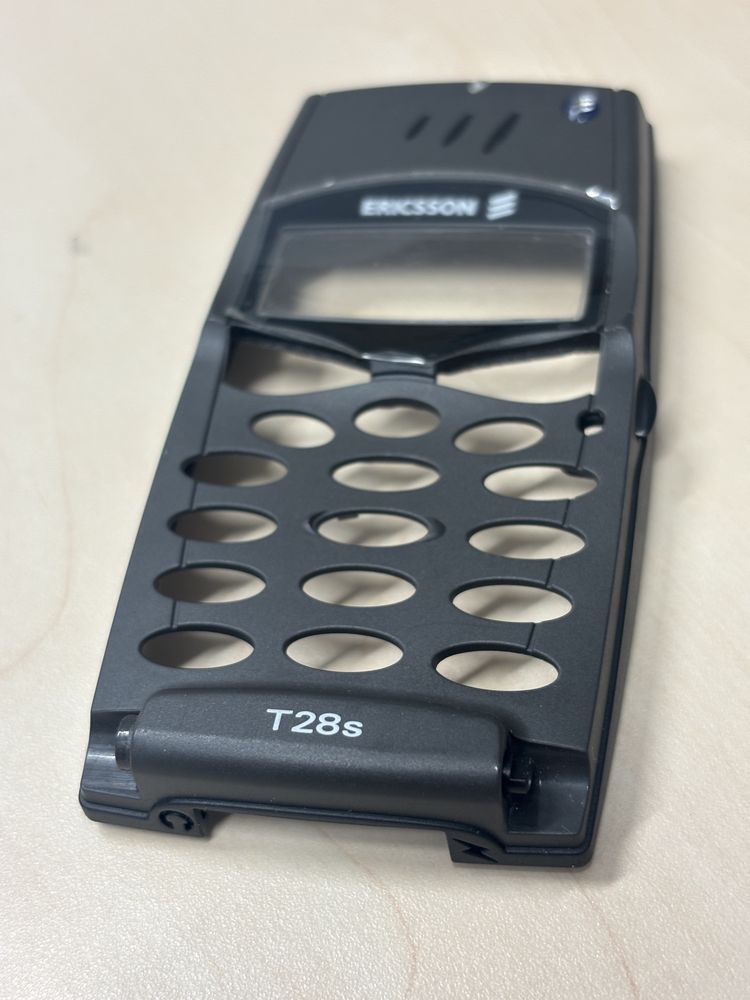 Obudowa, klawiatura, złącze Ericsson T28s, nowe!