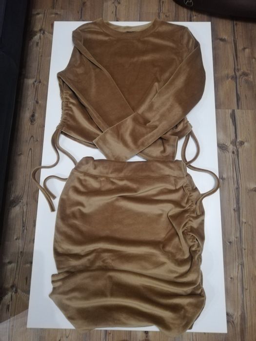 Komplet damski spódniczka