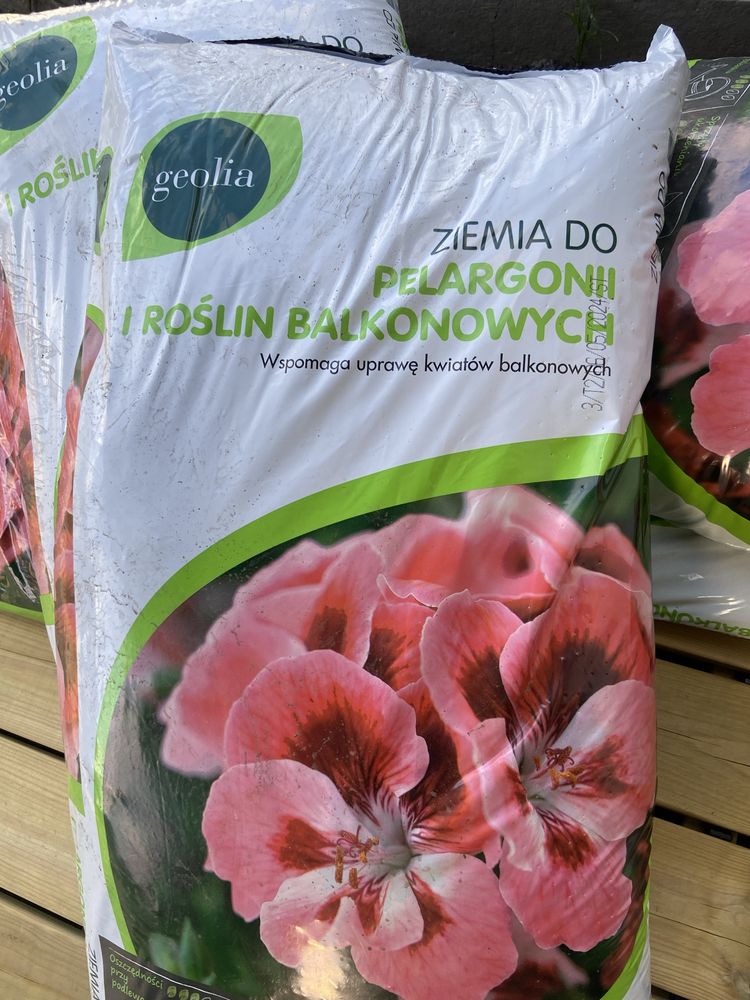 Ziemia do roslin balkonowych i pelargonii 50 l