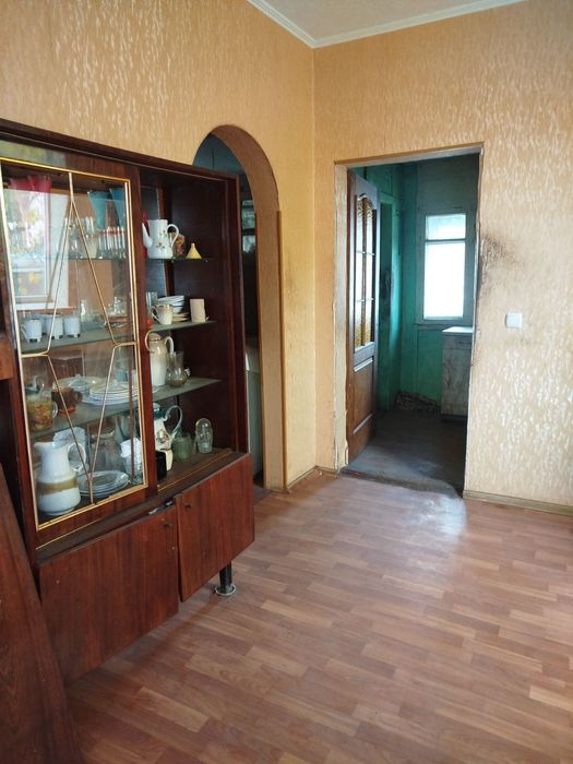 Продам частину будинку на Баварії,район бору