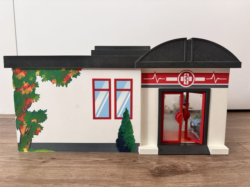 Playmobile szpital przenośny