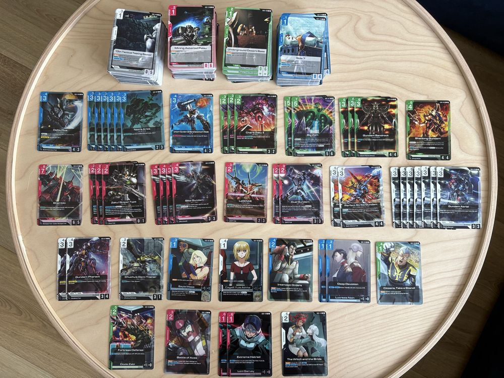Gundam Card Game - zestaw 51 kart R i ponad 400 U i C z GD01