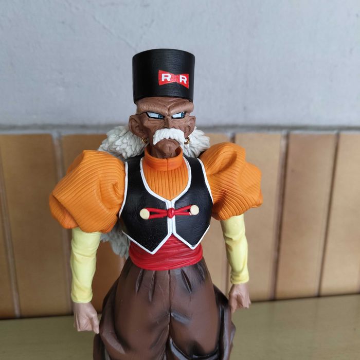 Figura Android 20 Dragon Ball com 25Cm